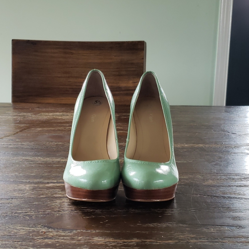 Calvin Klein Pumps